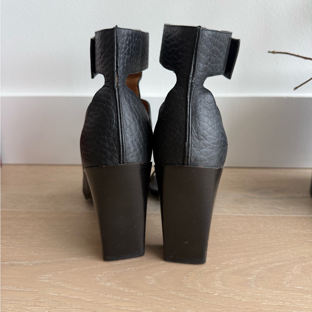 Chloe Black Heeled Boots with Chunky Block Heel
